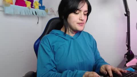 Sari  online show from 10.08.25