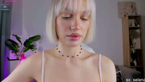 Your Selena 3 online show from 04.05.26