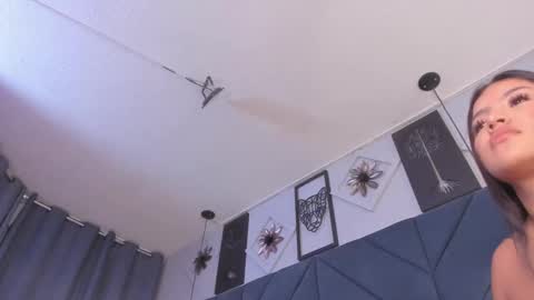 Sara  online show from 01.03.25