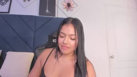 Sara  online show from 01.11.25