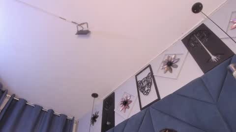 Sara  online show from 02.28.25