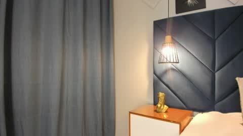 Snapshot of sarita_hills chatting on 04.09.26 Sara online show from 04.09.26