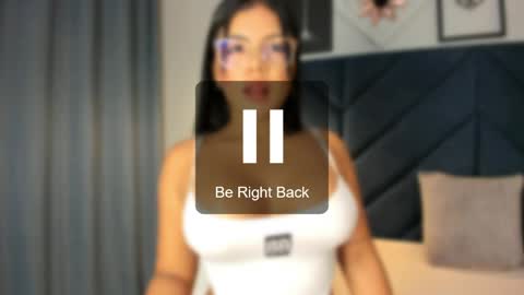 Snapshot of sarita_hills chatting on 04.28.26 Sara online show from 04.28.26