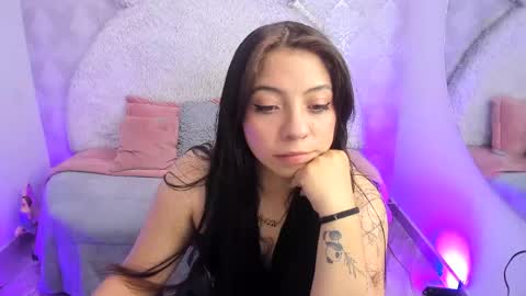 Snapshot of sarita_jane chatting on 05.01.26 Sara online show from 05.01.26