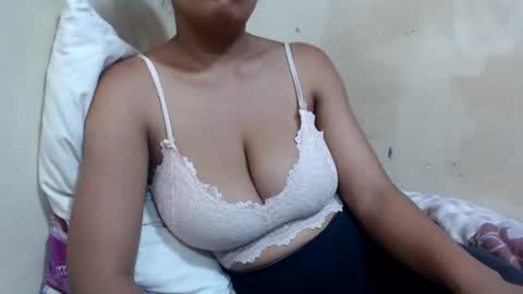 saronette online show from 12.20.24