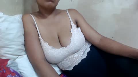 saronette online show from 12.21.24