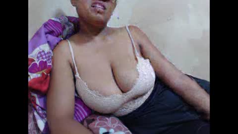 saronette online show from 01.10.25