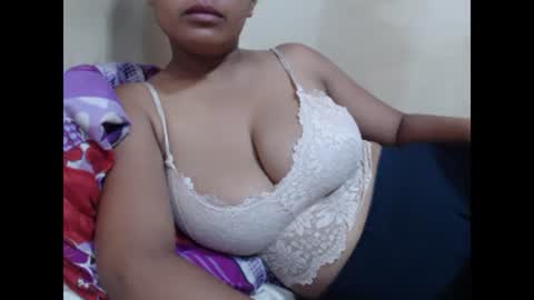 saronette online show from 01.14.25