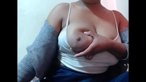 saronette online show from 10.15.25