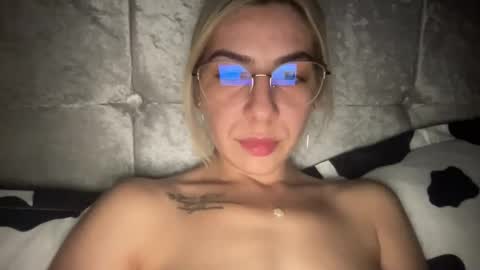 Sarrah online show from 01.04.25