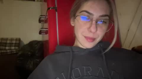 Sarrah online show from 01.15.25