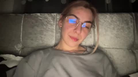 Sarrah online show from 01.15.25