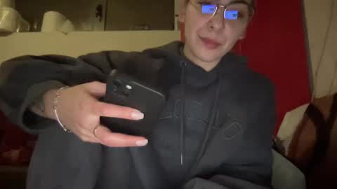 Sarrah online show from 01.26.25