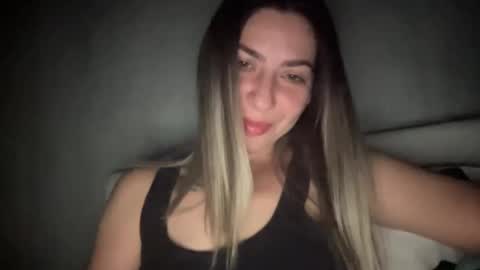 Sarrah online show from 09.15.25