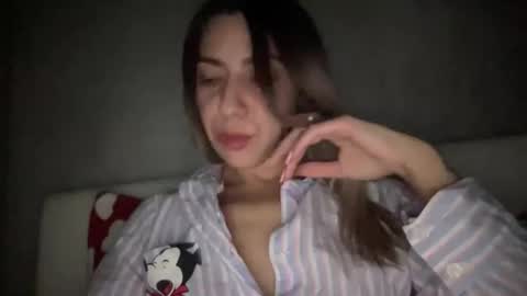 Sarrah online show from 11.14.25