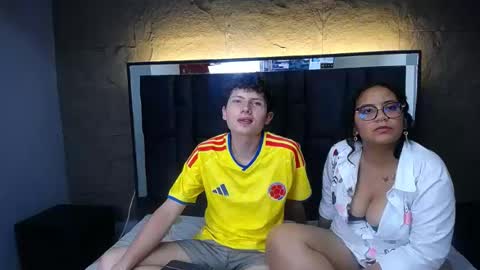 Snapshot of sasahsalomefon chatting on 06.24.26 Sasha Y Felipe online show from 06.24.26