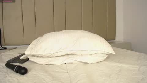 Sasha Brattz online show from 02.06.25