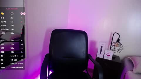 Sasha Brattz online show from 09.17.25