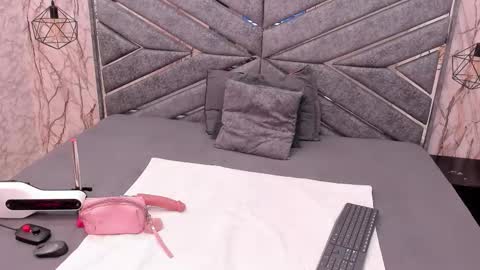 Sasha  online show from 03.16.26