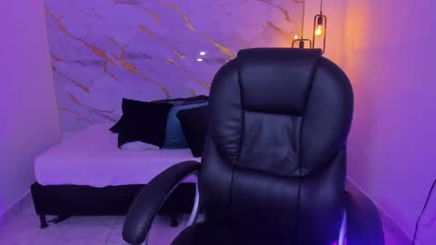 Sasha online show from 02.04.25