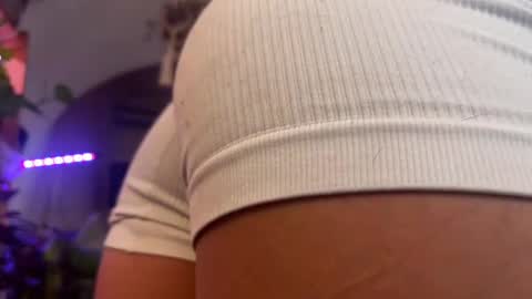 Alexandra Sasha in short online show from 02.09.25