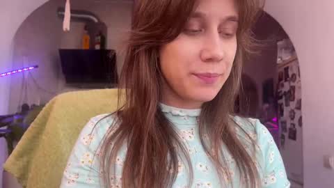 Alexandra Sasha in short online show from 02.12.25