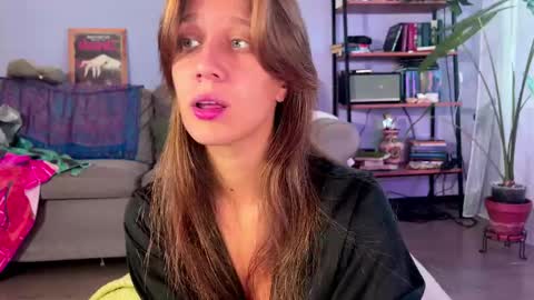 Alexandra Sasha in short online show from 09.11.25