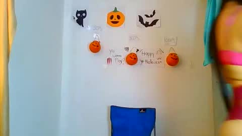 Camila online show from 10.16.25