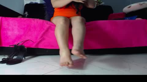 Snapshot of sasha_start chatting on 12.18.25 sasha start online show from 12.18.25