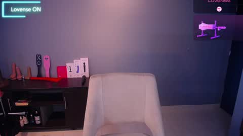 Snapshot of sashaharding1125 chatting on 06.15.26 andrea harding online show from 06.15.26