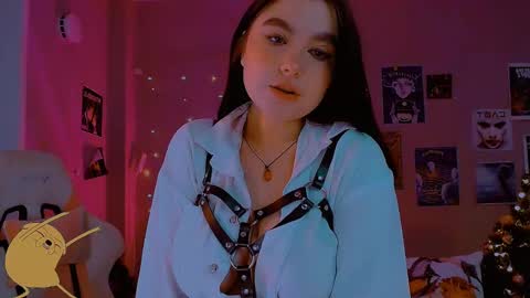 Snapshot of sashasoyyyy chatting on 03.04.25 Sashasoy online show from 03.04.25