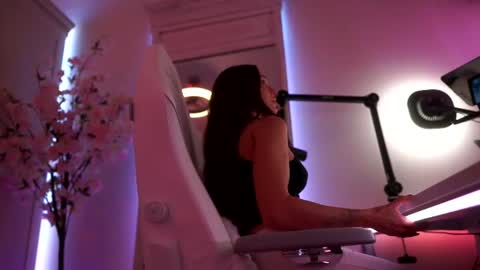 sashawest_official online show from 07.07.26