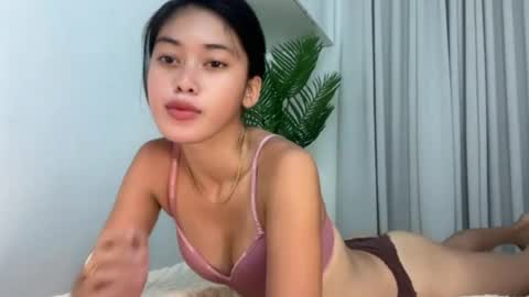 Snapshot of sashi_kaye chatting on 06.30.26 sashi_kaye online show from 06.30.26