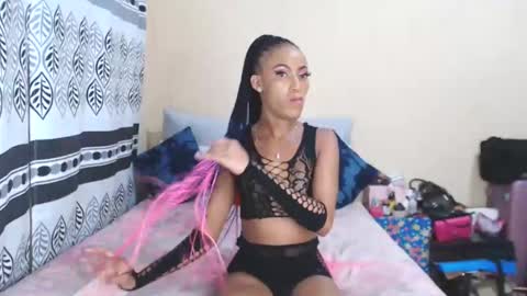 Snapshot of sassy_kylie26 chatting on 02.09.25 Kylie online show from 02.09.25