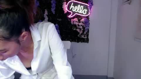 Snapshot of sassy_stella chatting on 01.21.25 sassy_stella online show from 01.21.25