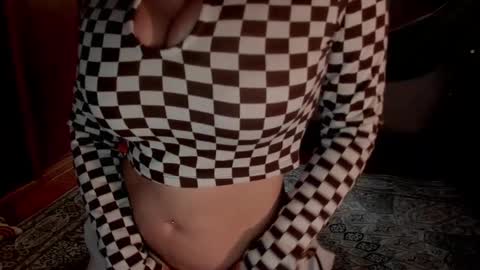 Ms. Oh   online show from 12.13.24