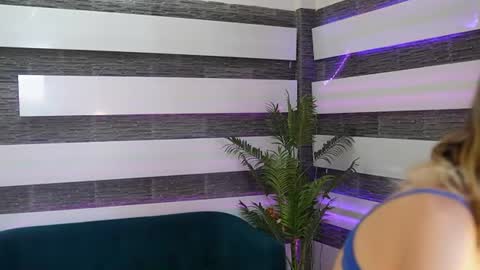 Snapshot of sassyivana chatting on 06.25.26 SassyIvana online show from 06.25.26