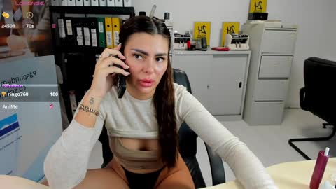 Snapshot of sassytiff chatting on 01.21.25 sassytiff online show from 01.21.25