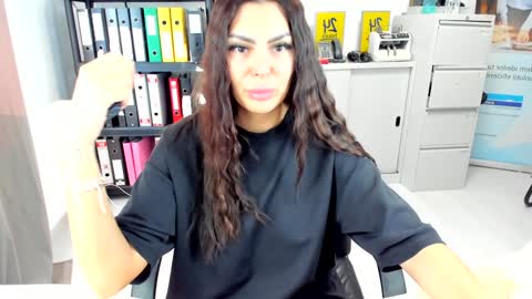 Snapshot of sassytiff chatting on 09.21.25 sassytiff online show from 09.21.25