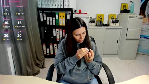 Snapshot of sassytiff chatting on 10.26.25 sassytiff online show from 10.26.25