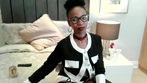 Snapshot of sasyylissaa chatting on 05.21.26 sasyylissaa online show from 05.21.26