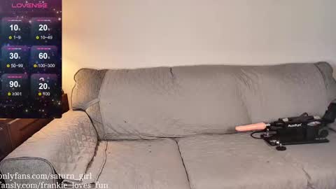 Saturn Girl online show from 10.03.25