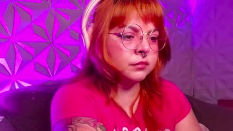 Gina George online show from 09.12.25