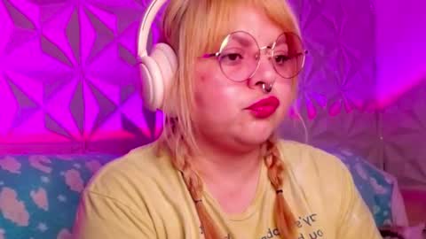 Gina George online show from 10.07.25