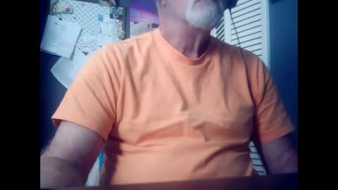 Snapshot of satyr64 chatting on 12.22.25 satyr64 online show from 12.22.25