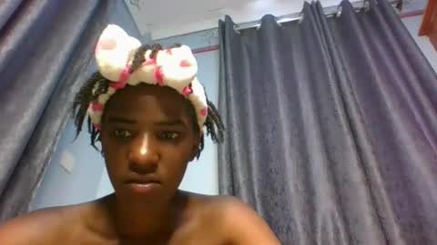 Snapshot of sauce_pety chatting on 03.16.26 pety online show from 03.16.26