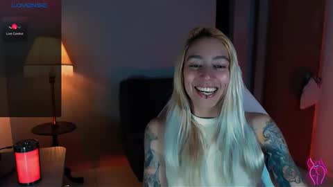 I AM JENN  online show from 12.08.24