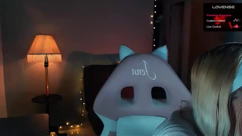 I AM JENN  online show from 01.12.25