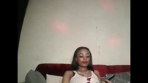 Snapshot of saucy_shanice chatting on 05.31.26 Shaniiice online show from 05.31.26