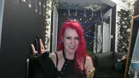 SaucySky online show from 02.02.25